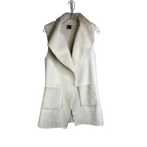 Love Token Andrea Vest Womens Medium Cream White Faux Sherpa Knit‎ Back Scandi